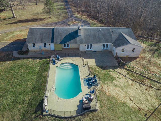 2011 Spencer-Preston RD, Martinsville, VA 24112