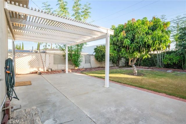 7441 Irwingrove Drive, Downey, CA 90241