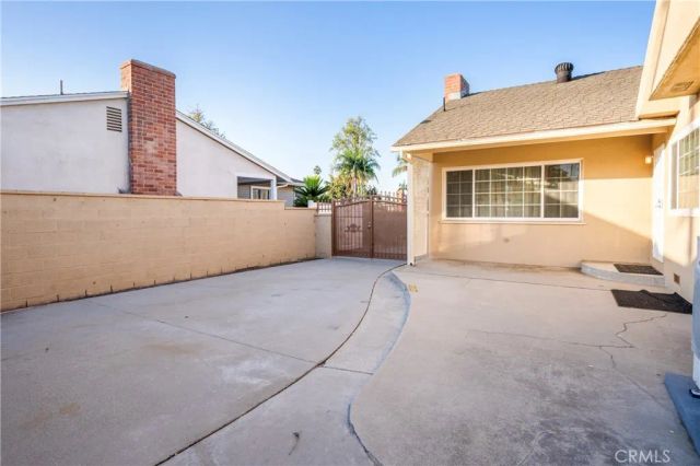 7441 Irwingrove Drive, Downey, CA 90241