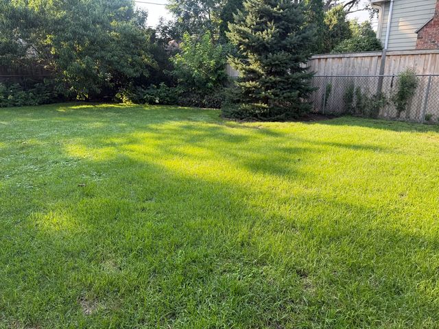 525 7th Avenue, Libertyville, IL 60048