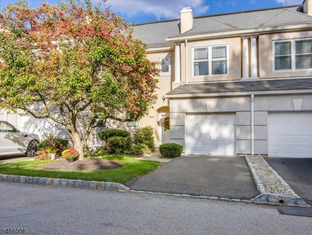 8613 Brittany Dr, Wayne Twp., NJ 07470