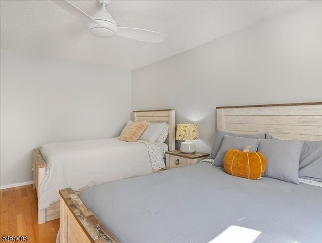 8613 Brittany Dr, Wayne Twp., NJ 07470