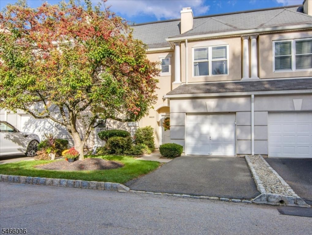 8613 Brittany Dr, Wayne Twp., NJ 07470 — photo 2