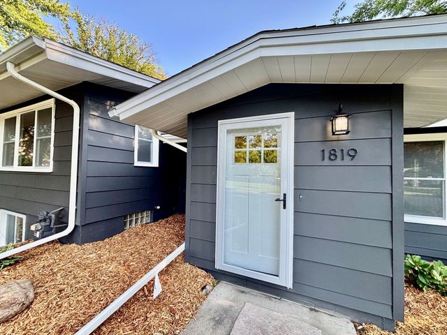 1819 43rd Avenue NE, Minneapolis, MN 55421