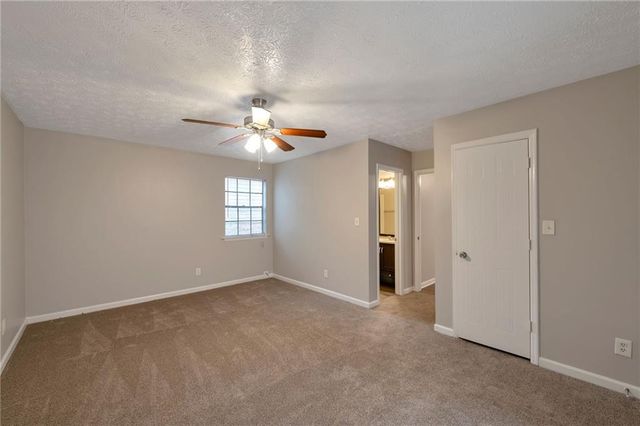 7907 Taylor Circle, Riverdale, GA 30274