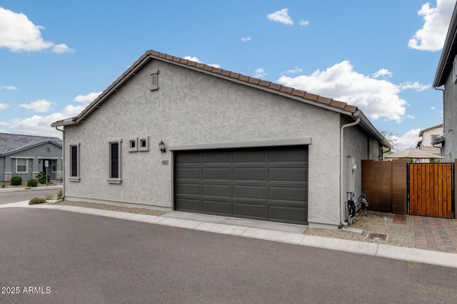 14180 W BRONCO Trail, Surprise, AZ 85387