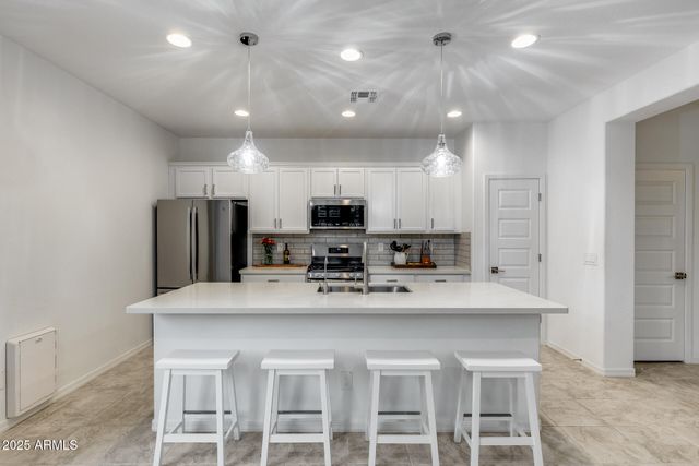 14180 W BRONCO Trail, Surprise, AZ 85387