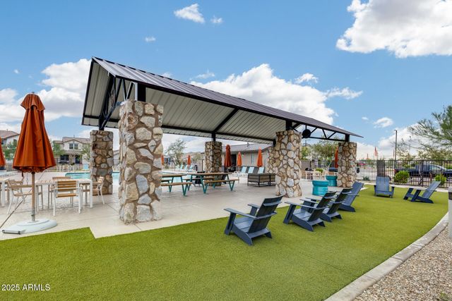 14180 W BRONCO Trail, Surprise, AZ 85387