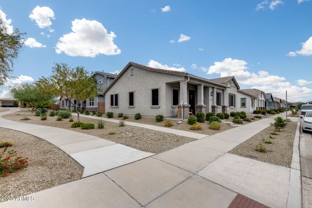 14180 W BRONCO Trail, Surprise, AZ 85387