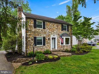 121 UPPER GULPH RD, Wayne, PA 19087