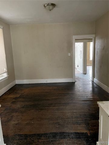 4412 Clarence Avenue, St Louis, MO 63115