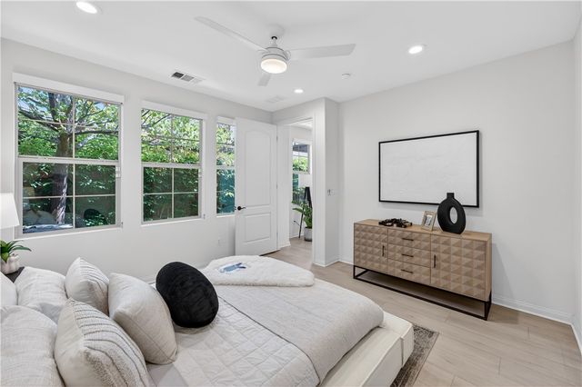 63 Garcilla Drive, Rancho Mission Viejo, CA 92694