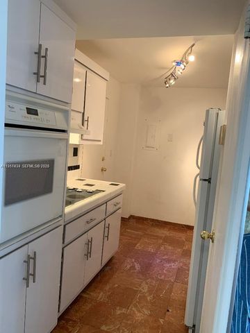 1865 79th St Cswy 5H, North Bay Village, FL 33141