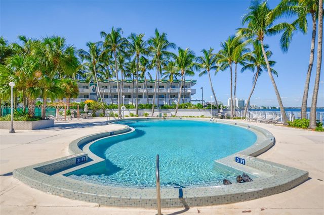 1865 79th St Cswy 5H, North Bay Village, FL 33141