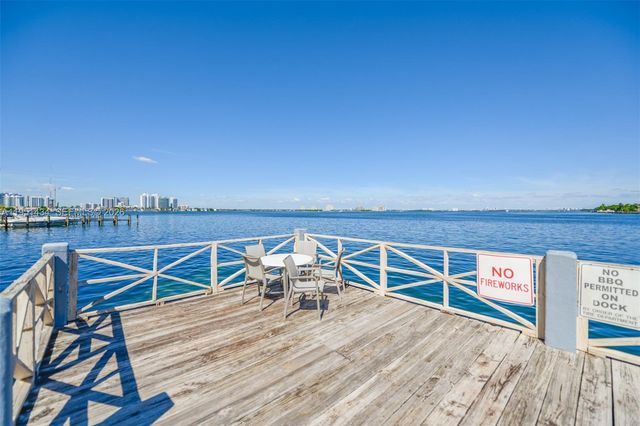 1865 79th St Cswy 5H, North Bay Village, FL 33141