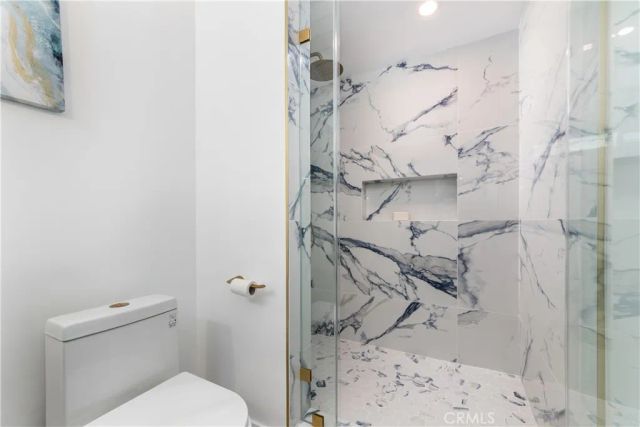 22838 Epsilon Street, Woodland Hills, CA 91364