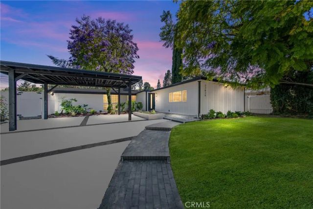 22838 Epsilon Street, Woodland Hills, CA 91364
