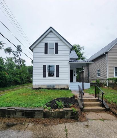 1233 Van Buren Street, South Bend, IN 46628