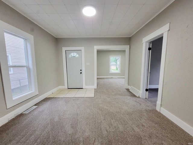 1233 Van Buren Street, South Bend, IN 46628