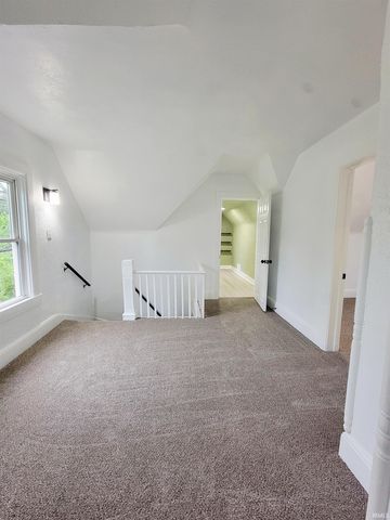 1233 Van Buren Street, South Bend, IN 46628