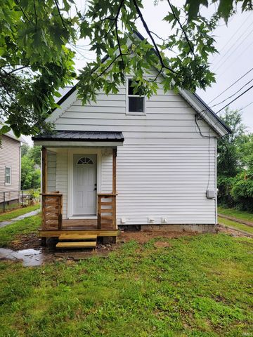 1233 Van Buren Street, South Bend, IN 46628