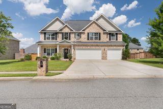 227 Misty Valley Lane, Bonaire, GA 31005