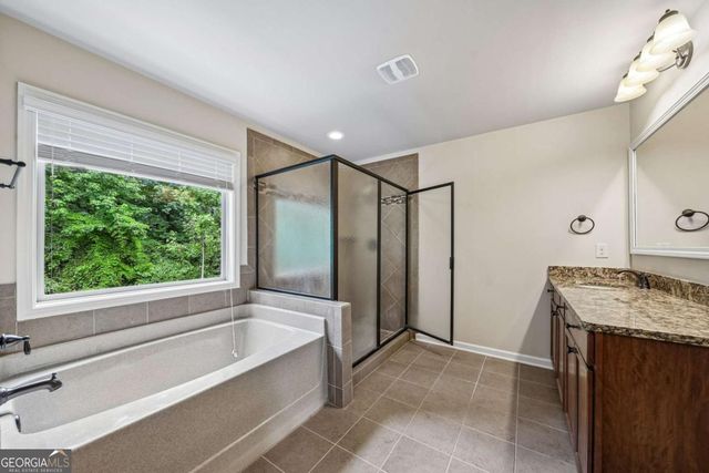 4289 Amberleaf Walk, Lilburn, GA 30047