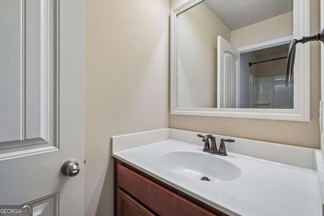 4289 Amberleaf Walk, Lilburn, GA 30047