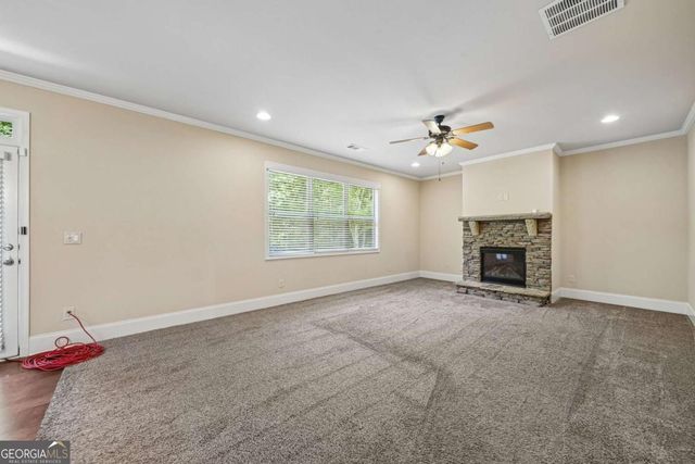 4289 Amberleaf Walk, Lilburn, GA 30047
