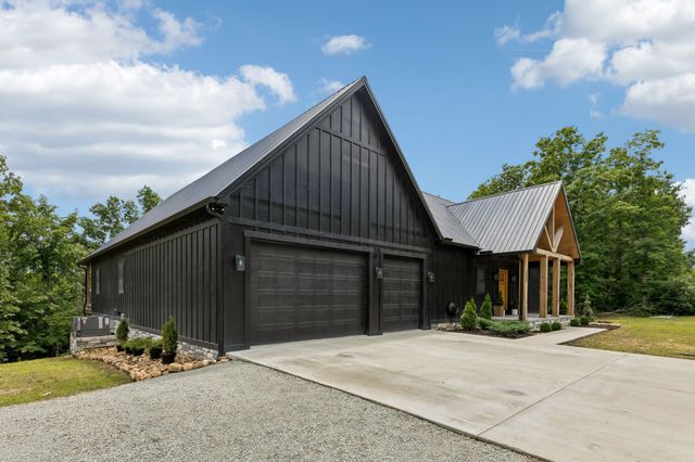 254 Saddlebrook Dr, Hohenwald, TN 38462