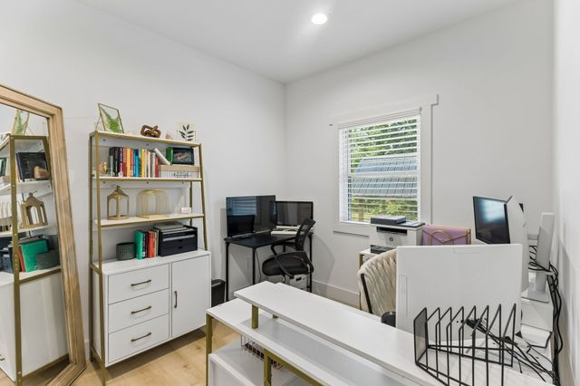 254 Saddlebrook Dr, Hohenwald, TN 38462