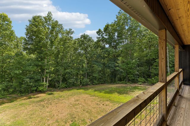 254 Saddlebrook Dr, Hohenwald, TN 38462