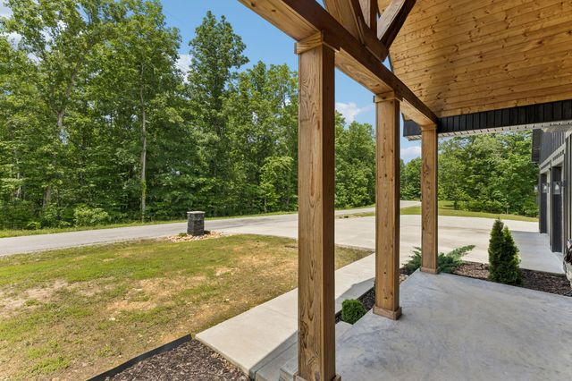 254 Saddlebrook Dr, Hohenwald, TN 38462