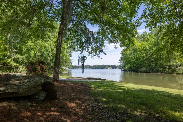 5410 River Oak Way, Phenix City, AL 36867