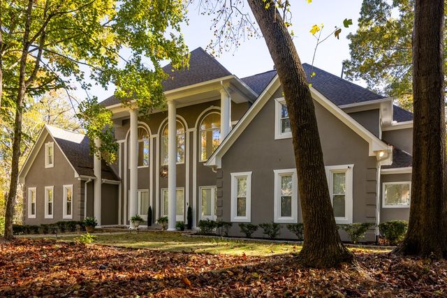 5410 River Oak Way, Phenix City, AL 36867