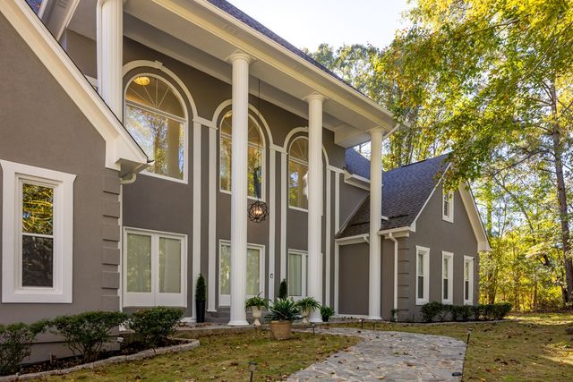 5410 River Oak Way, Phenix City, AL 36867