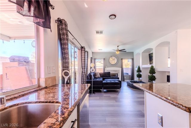 8539 Rocky Hillside Court, Las Vegas, NV 89123