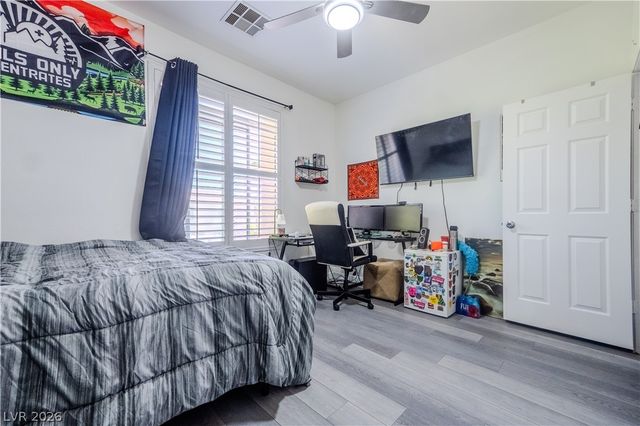 8539 Rocky Hillside Court, Las Vegas, NV 89123