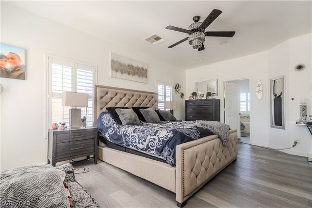 8539 Rocky Hillside Court, Las Vegas, NV 89123