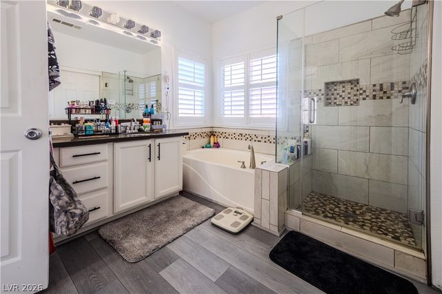 8539 Rocky Hillside Court, Las Vegas, NV 89123