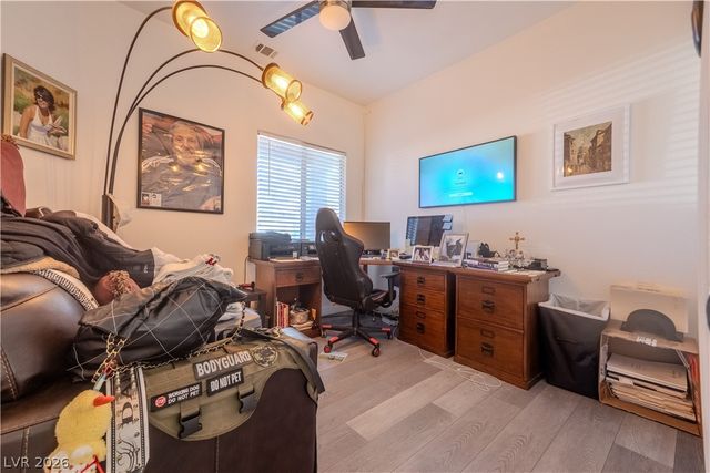 8539 Rocky Hillside Court, Las Vegas, NV 89123