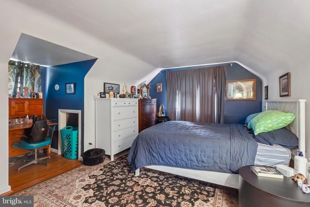 24 N WHITE HORSE PIKE, Somerdale, NJ 08083