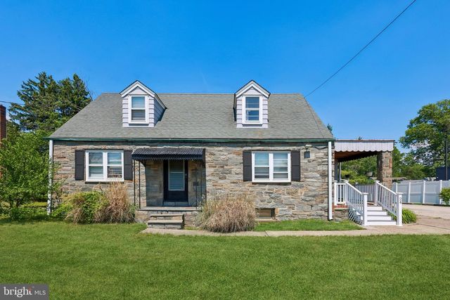 24 N WHITE HORSE PIKE, Somerdale, NJ 08083