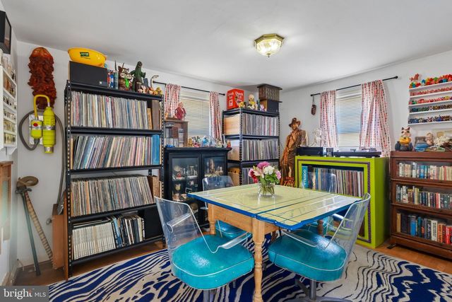 24 N WHITE HORSE PIKE, Somerdale, NJ 08083