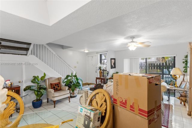 1184 NW 122nd Ter, Pembroke Pines, FL 33026