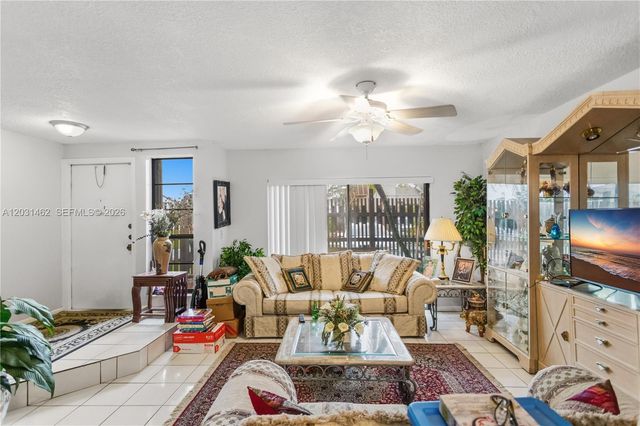 1184 NW 122nd Ter, Pembroke Pines, FL 33026