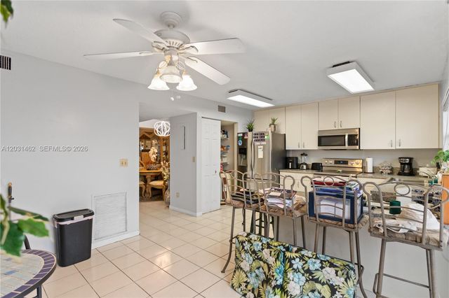 1184 NW 122nd Ter, Pembroke Pines, FL 33026