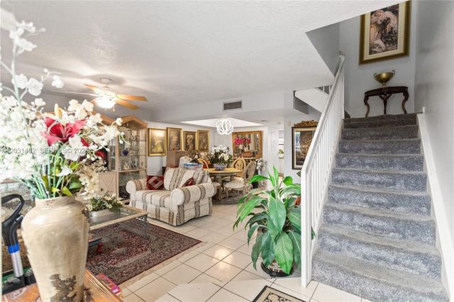 1184 NW 122nd Ter, Pembroke Pines, FL 33026