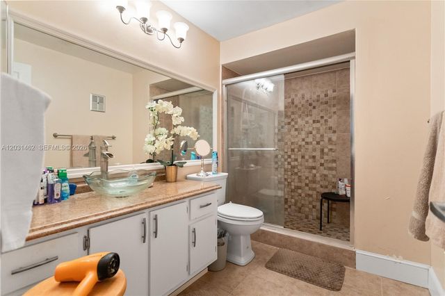1184 NW 122nd Ter, Pembroke Pines, FL 33026