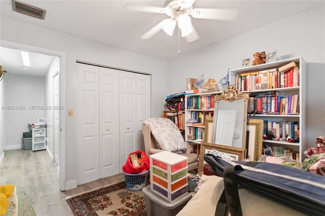 1184 NW 122nd Ter, Pembroke Pines, FL 33026